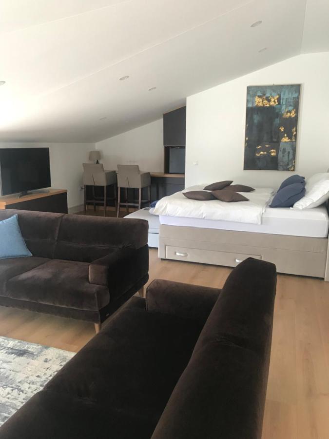 Novem Appartement Zadar Buitenkant foto