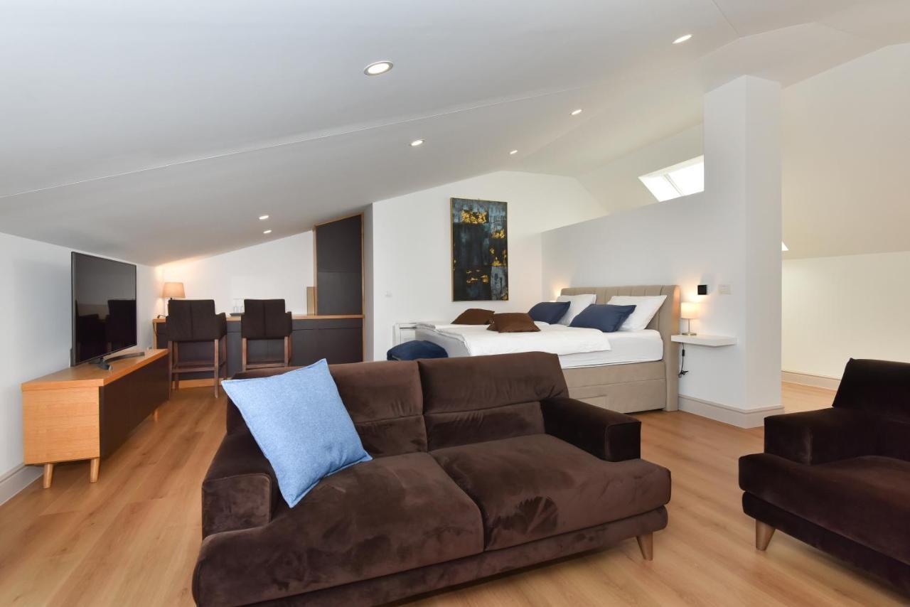 Novem Appartement Zadar Buitenkant foto