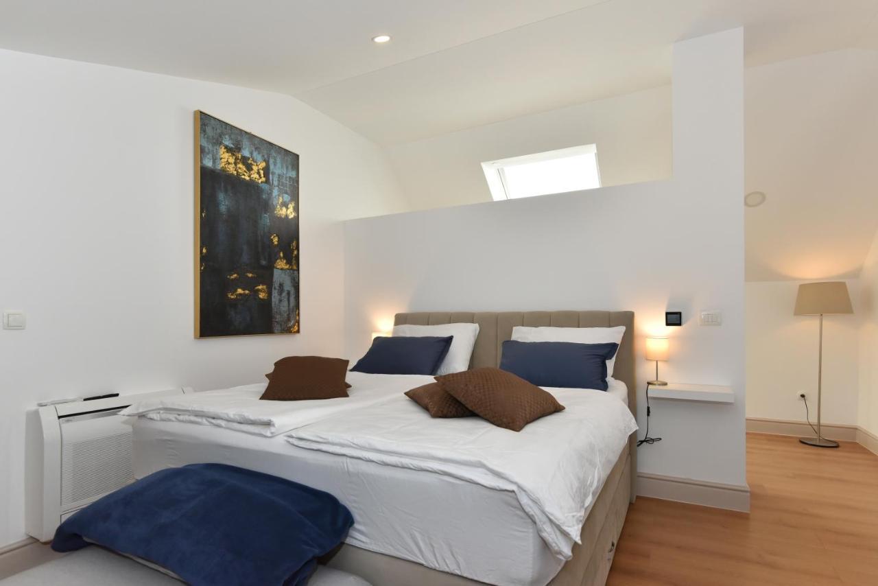 Novem Appartement Zadar Buitenkant foto