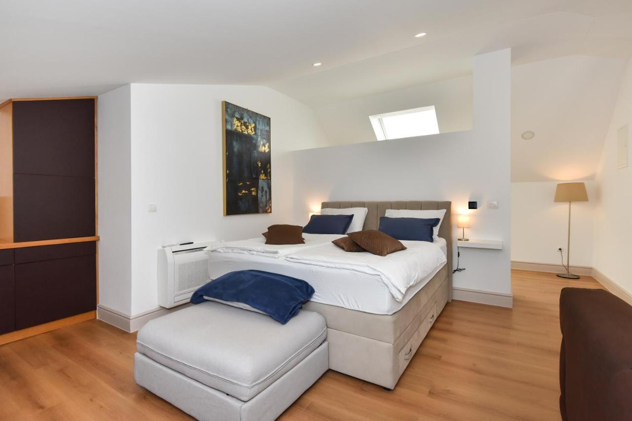 Novem Appartement Zadar Buitenkant foto