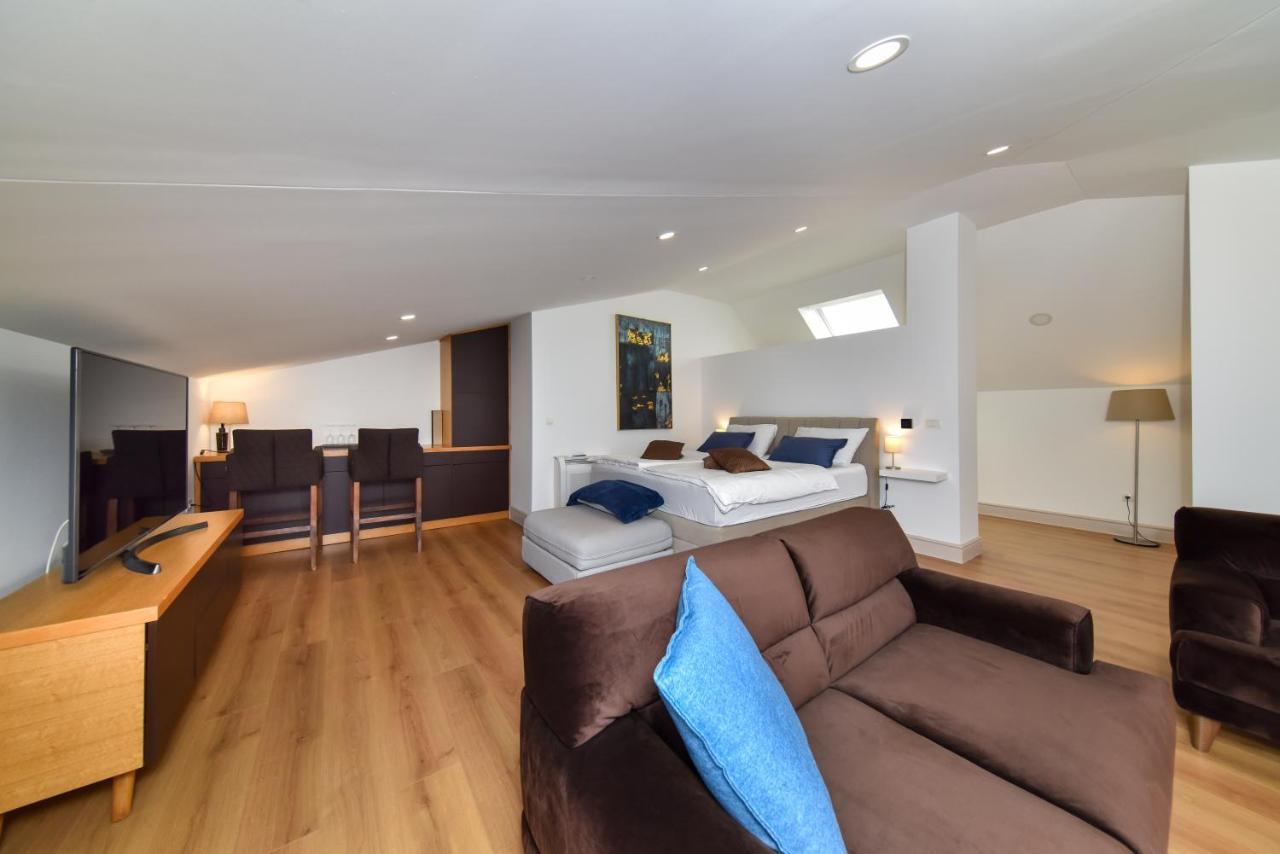 Novem Appartement Zadar Buitenkant foto